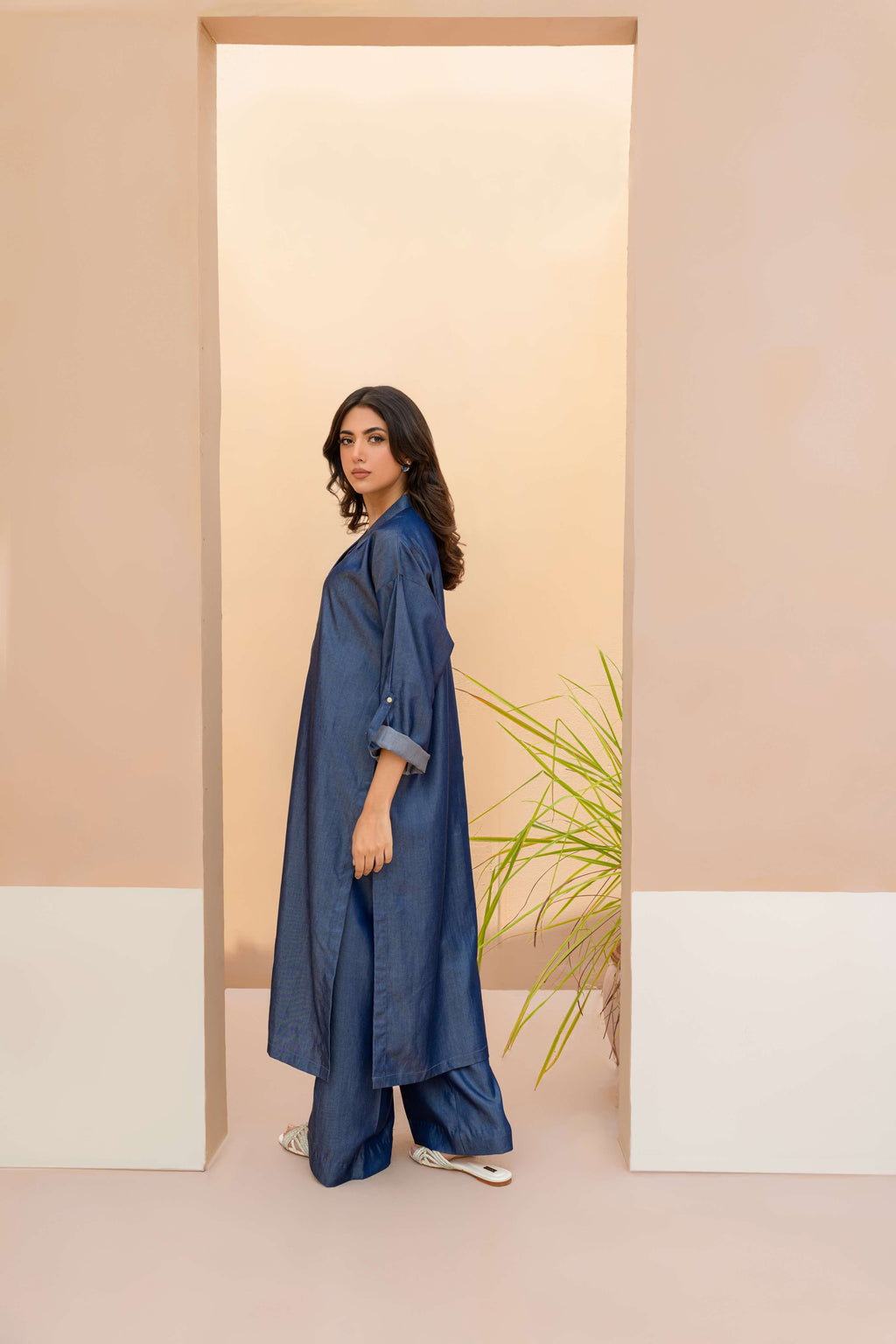 Women Denim Dreams Collared Neck-Line Co-ord Set - Chic Folded Sleeves in Denim Blue